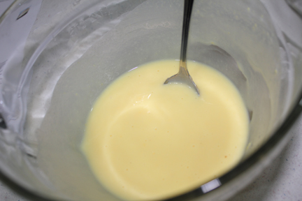 Blend pudding mix with one cup of milk and set aside.